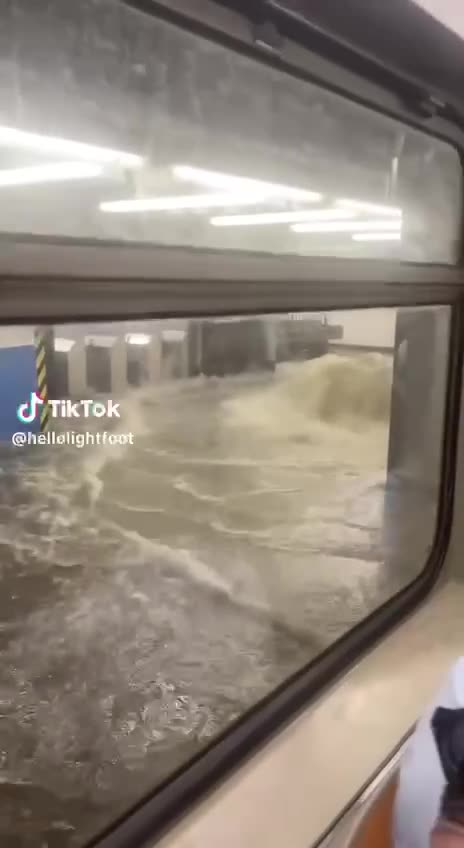 Flooding reports at the 28th street subway NYC.