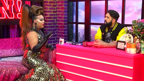 ALEXIS MATEO on Hey Qween! - Part 2 - AUS