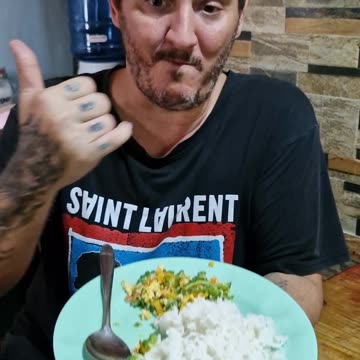 Expat In The Philippines, Ampalaya & Eggs – Filipino Breakfast Surprise! 🇵🇭🍳