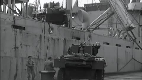 2ND ARMORED FRENCH ARMY, SOUTHHAM... - 2ND ARMORED FRENCH ARMY, SOUTHHAMPTON, ENGLAND - 111-adc-2095