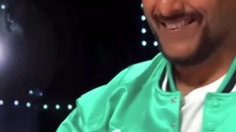 Shreya Ghoshal isn't just singing a songs...💞