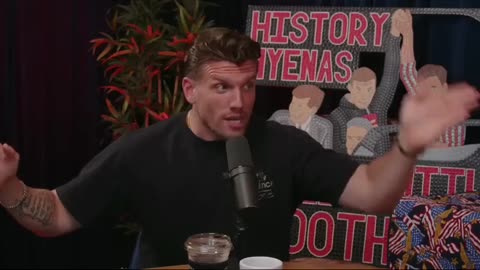 Quantum Pewing: Look & React - History Hyenas with Yanni Chrissie