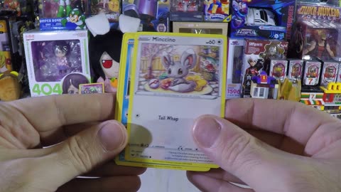 Gardevoir Pokemon tin opening