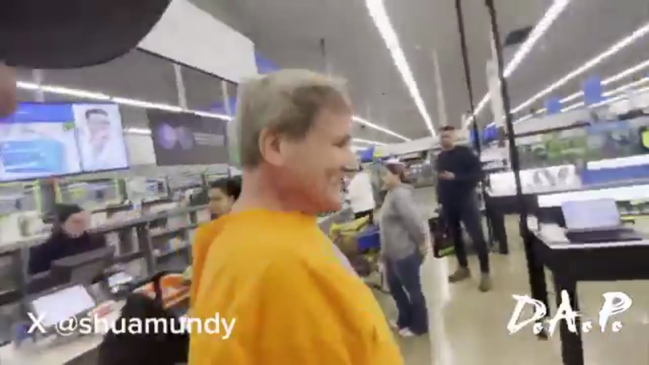 Walmart Predator Caught Trying to Meet a Minor — Gets Confronted on the Spot 🚨