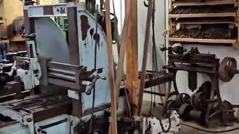 A machine shop right out of the 1890s.