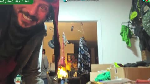 Scrubs scrambles to pay Shity Jewish Locksmith - Paypig Larissa arrives