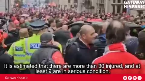 Driver runs over a crowd in Liverpool