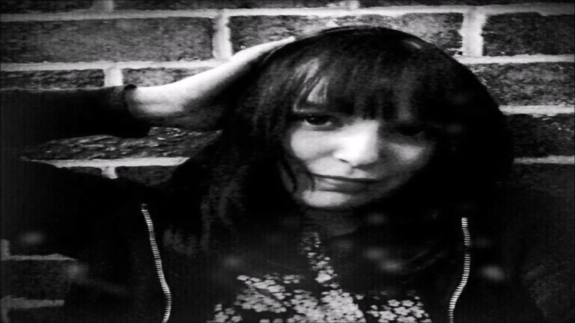 Kaylie Mae - Anthem of an Immigrant - EPic - [Folk Rock/Americana]