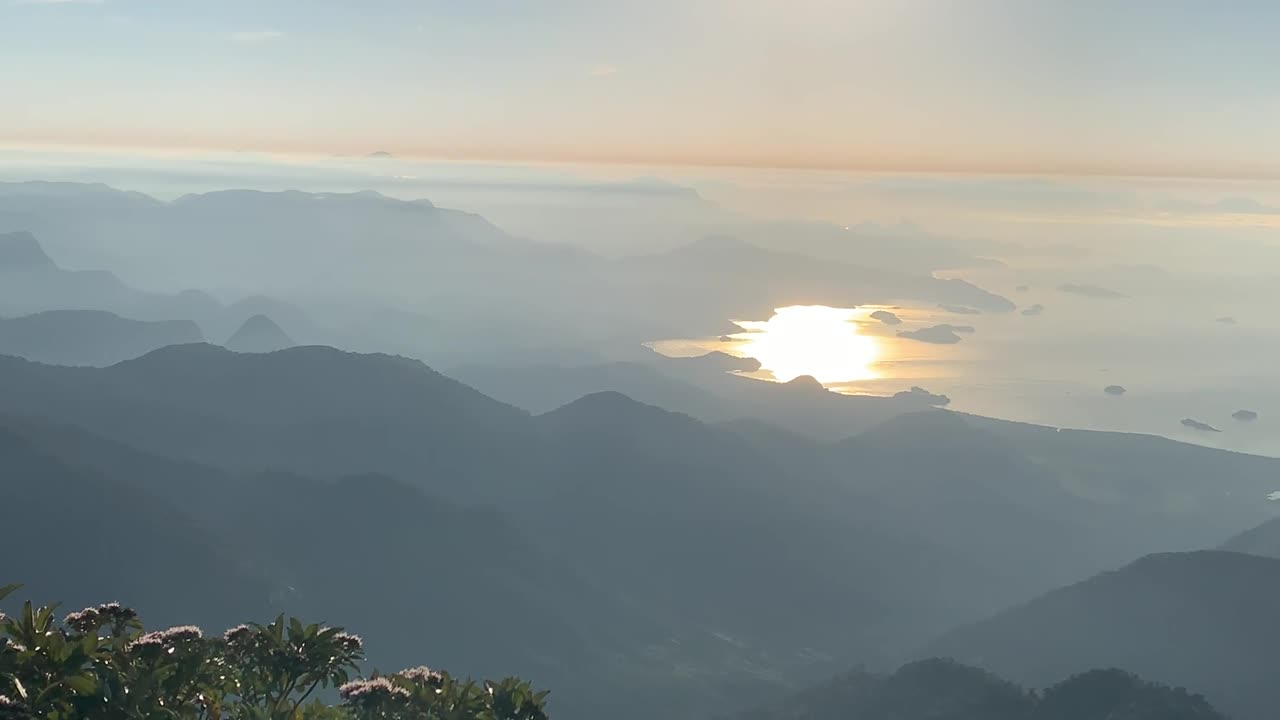 Fantastic view on Perra da Macela - 7:24 am