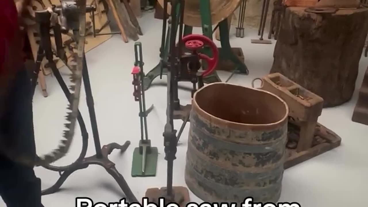 ✨🛠️ WW1 Saw That Rolls Up for Easy Storage! | FeedMyCuriosity