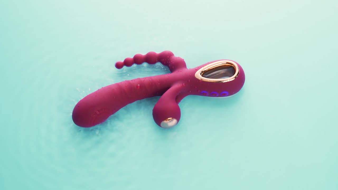 How to Use the Triple Stimulation 3 in 1 Rabbit Vibrator Maroon