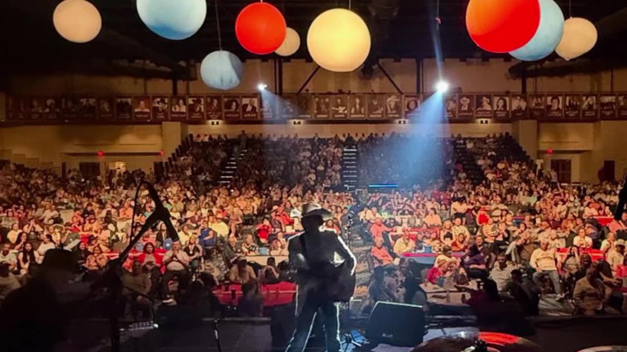 Relive John Foster’s Paragon Casino Resort Performance and Sneak Peek at New Shows - WorldEye