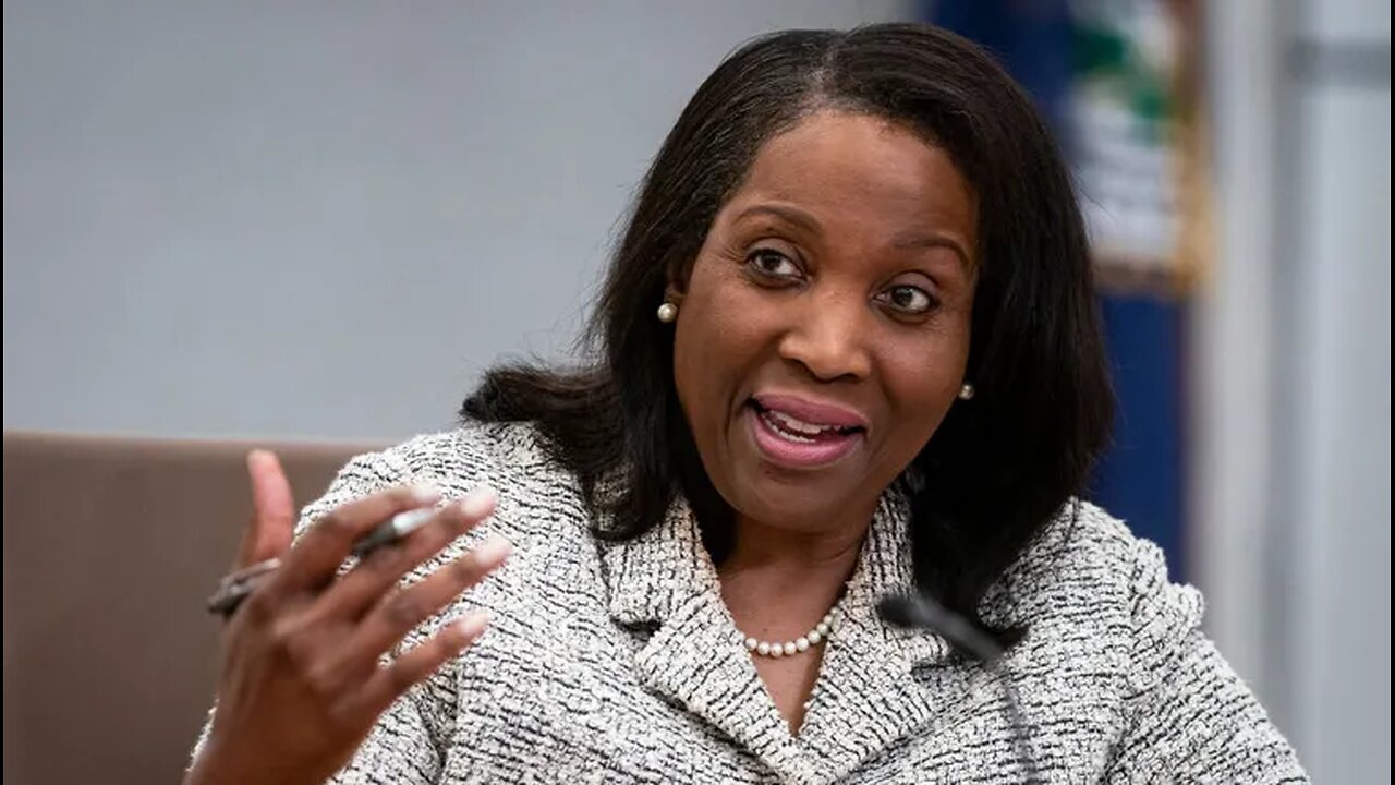 Fed Governor Lisa Cook Fights Firing Amid Mortgage Fraud Allegations