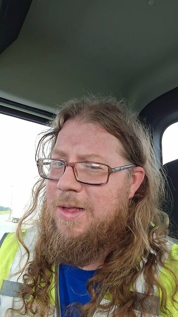 Byte Size News: Welcome to the Handheld console wars! Xbox to compete with Nintendo Switch 2