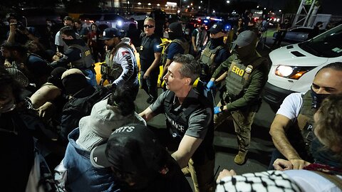 BREAKING: 4 Migrants Escape, Run Out After Democrats Stormed ICE Detention Facility