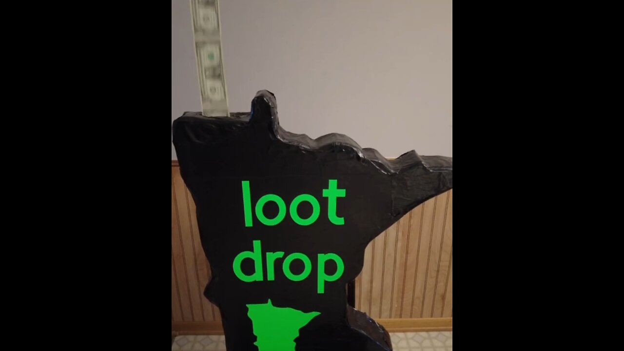 1000 subs $1000 loot drop made a stronger piñata