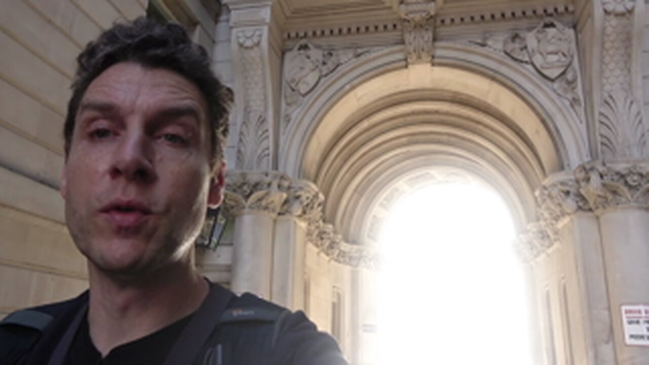 LONDON'S MASONIC 🏛 VILLAGE