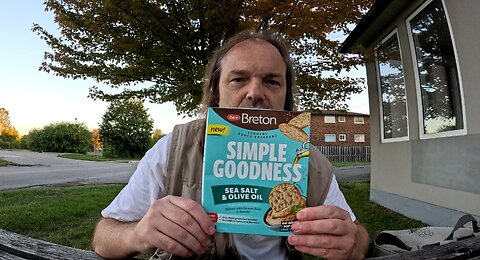 Breton Simple Goodness Sea salt & Olive Oil Crackers Review