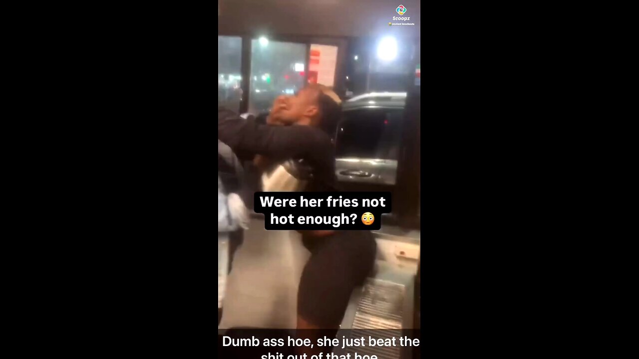 customer gets hit in the head with a coffee pot
