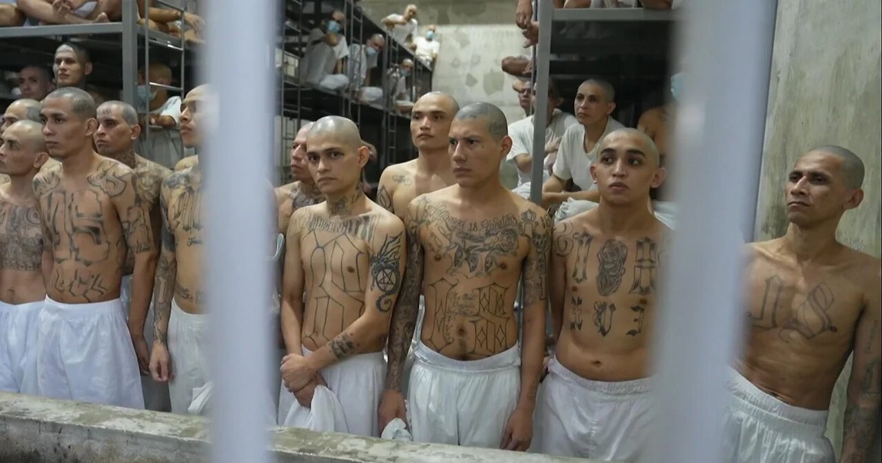 Inside El Salvador's mega prison: Youtuber reveals what he saw