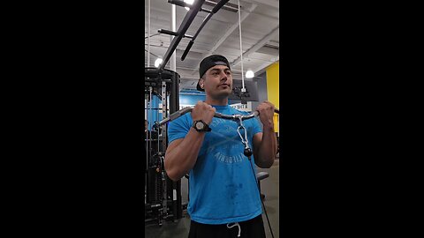 Arm day 5 sets 7 repetitions #lafitness #chuzefitness #planetfitness #preworkout #protein