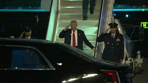 WATCH: President Trump and Elon Musk Disembark AF1 at PBI - 3/14/25