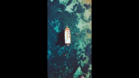 🌊 “Lonely Boat Drifting in the Ocean | Relaxing Nature Video 2025”