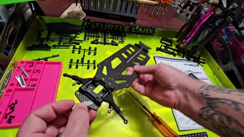 Team Associated DC10 RC Drift Car Build - EP04