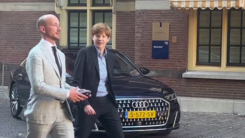 Dit is de man die aanwezig was op G20 top en tussen Buitendijk en Rutte aan tafel zat.