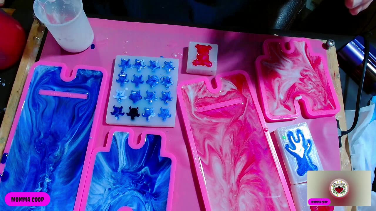 Momma Coop's Got The Pour