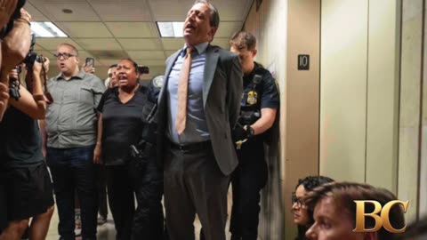 Several New York officials arrested in protest at Manhattan ICE office