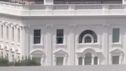 Viral video shows mysterious objects being tossed from White House window ahead of Trump’s address to the nation