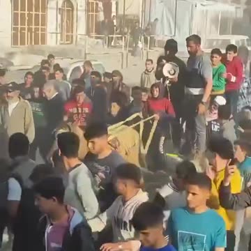 Thousands of Palestinians in Khan Yunis, Gaza demanding Hamas surrender