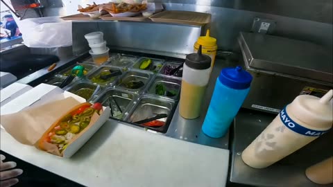 Food Truck Frenzy Part 5: Happy Customers & Golden Goodbyes!