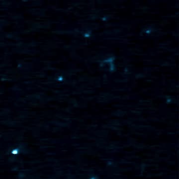 ANOTHER triangular UFO livestreaming?