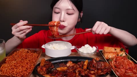 Spicy Charcoal Chicken & Ramen Noodle Mukbang ASMR