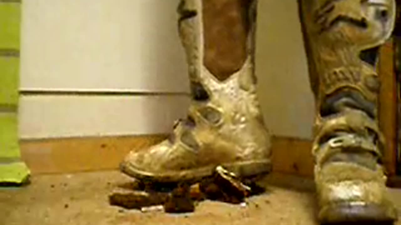 MX Boots Flatten Cake - Male Content