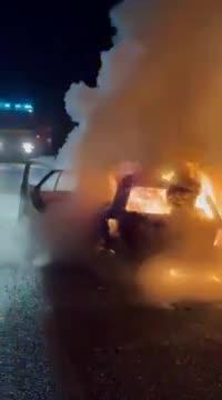 Shkodër/ Shkrumbohet nga flakët mjeti në aksin Pukë-Fushë Arrëz, shpëton mrekullisht shoferi