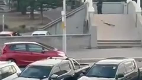 Terrorist attack in Sydney leaves 16 dead: Brave fruit vendor overpowers attacker!!!