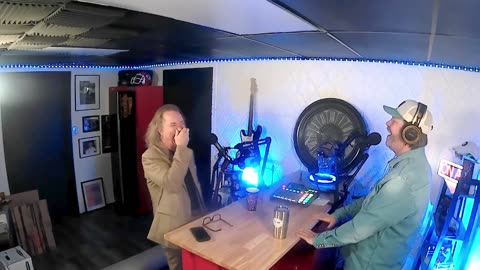 PTSD and How To RID YOURSELF OF IT! (EP146)