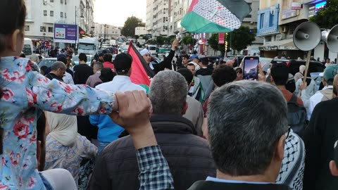 مسيرة الأواني للتنديد بالتجويع الممنهج على سكان غزة طنجة 11 05 2025 على نهج