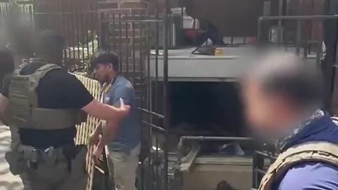 ICE agents in D.C. pick up an illegal alien from Guatemala