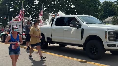 Car Wash Float Bubbles Out Of Control