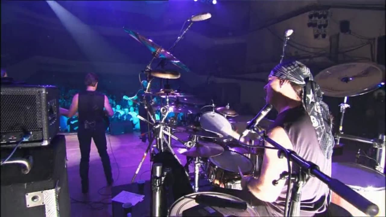 Bad To The Bone - George Thorogood & The Destroyers (live)
