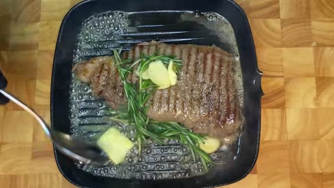 How To Cook The PERFECT Steak!