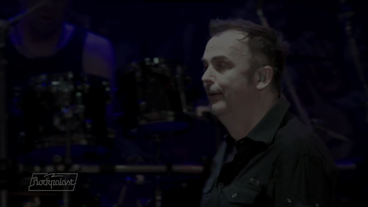 Journey Through the Dark - Blind Guardian (live)