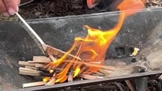 🔥 From Spark to Flame — The Art of Bushcraft Fire Starting! 🌲