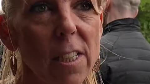 Concerned parent Jo speaks out about her concerns for the country.