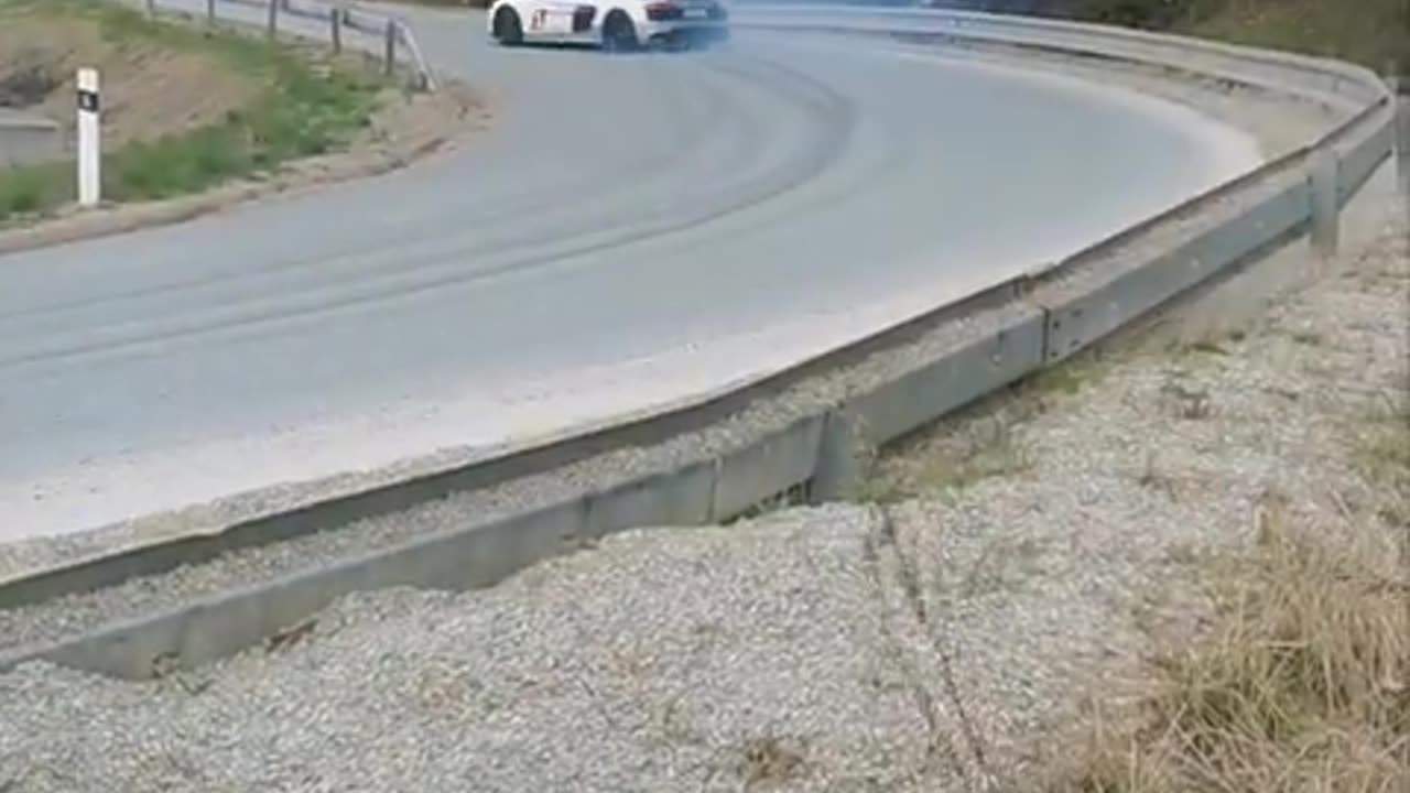Audi r8 v10 drift and slide 💥💥💨