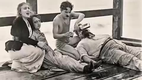 Charlie chaplin funny clip, old funny video,